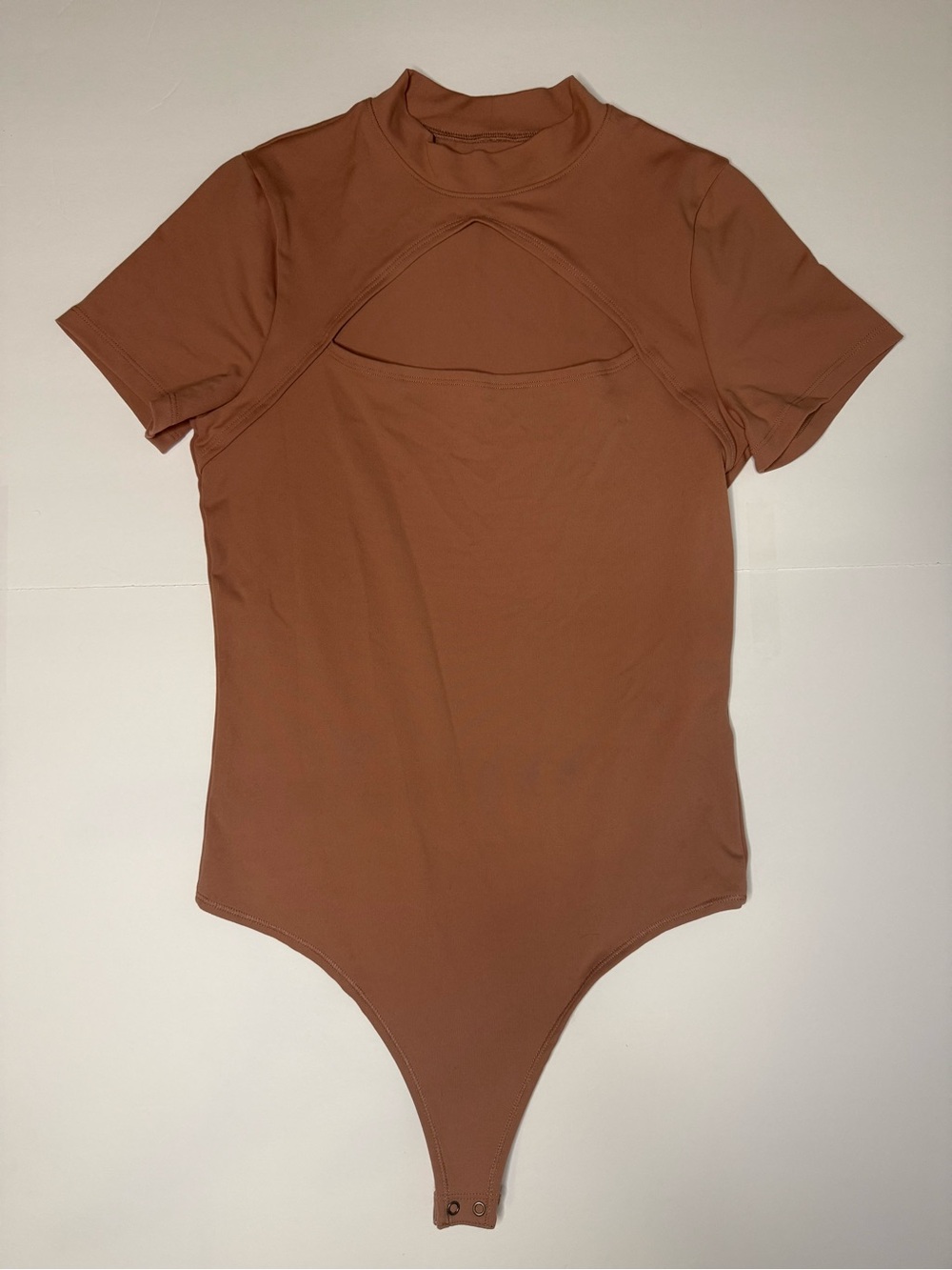 Abercrombie & Fitch Short Sleeve Cutout Bodysuit